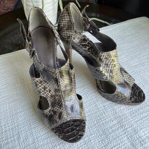 VIA NEROLI Heel Sandals, Size: 7.5 M, Color: Grey Multi (Snake print)